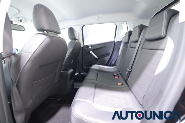 PEUGEOT 2008 usata, con Isofix