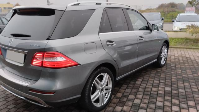 MERCEDES-BENZ ML 250 usata, con Alzacristalli elettrici