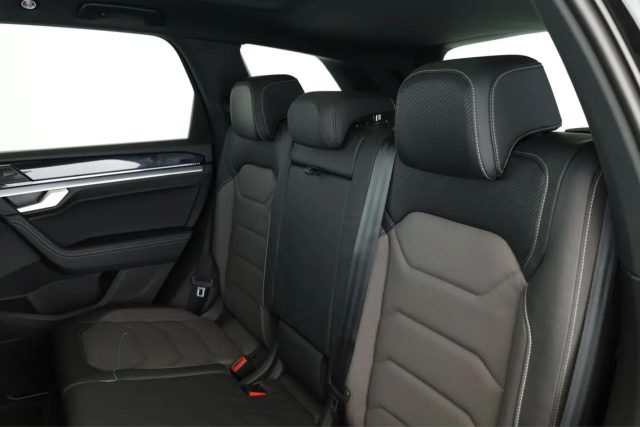 VOLKSWAGEN Touareg usata, con Chiusura centralizzata