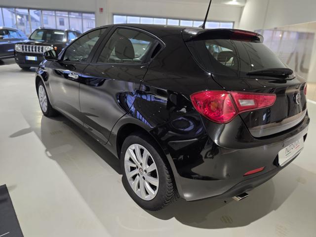 ALFA ROMEO Giulietta usata, con Autoradio