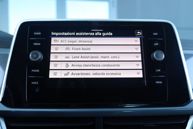 VOLKSWAGEN T-Roc usata, con Fari LED