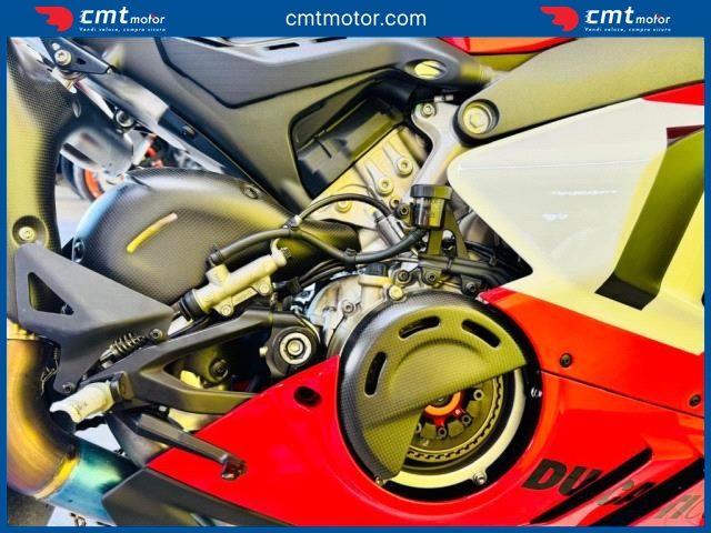 DUCATI Panigale V4 usata 7