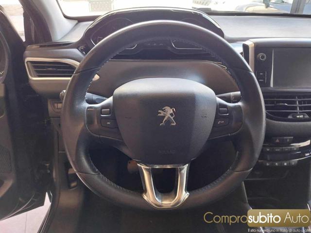 PEUGEOT 208 usata, con Specchietti laterali elettrici