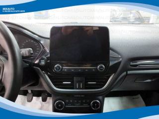 FORD Fiesta usata, con Autoradio