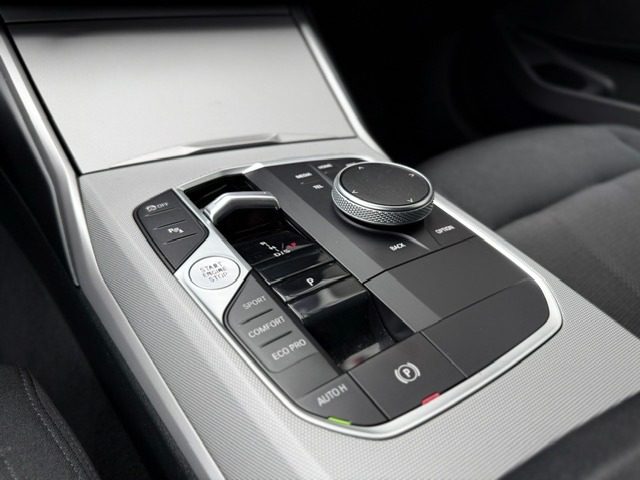 BMW 320 usata, con Cruise Control