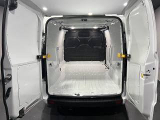 FORD Transit Custom usata, con Fendinebbia