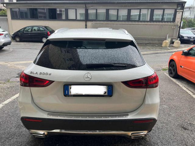 MERCEDES-BENZ GLA 200 usata, con Controllo elettronico della corsia