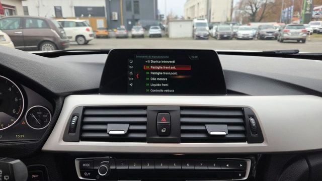 BMW 318 usata, con Fari LED