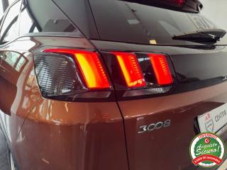 PEUGEOT 3008 usata, con Luci diurne LED