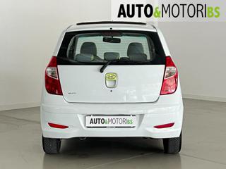HYUNDAI i10 usata, con Autoradio