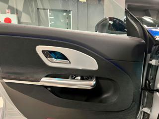 MERCEDES-BENZ CLA 200 usata, con Regolazione elettrica sedili