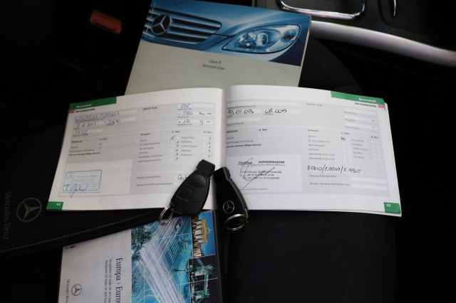 MERCEDES-BENZ B 180 usata 82