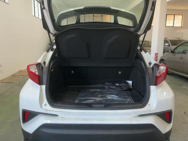 TOYOTA C-HR usata, con ESP