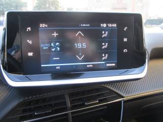 PEUGEOT 2008 usata, con Boardcomputer