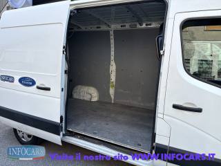 OPEL Movano usata, con Touch screen