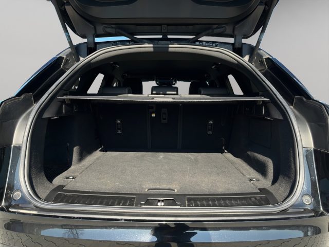 LAND ROVER Range Rover Velar usata, con Autoradio digitale