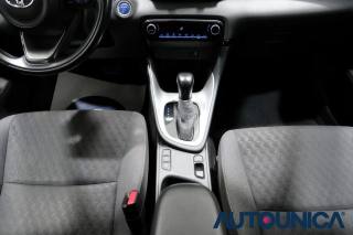 TOYOTA Yaris usata 39