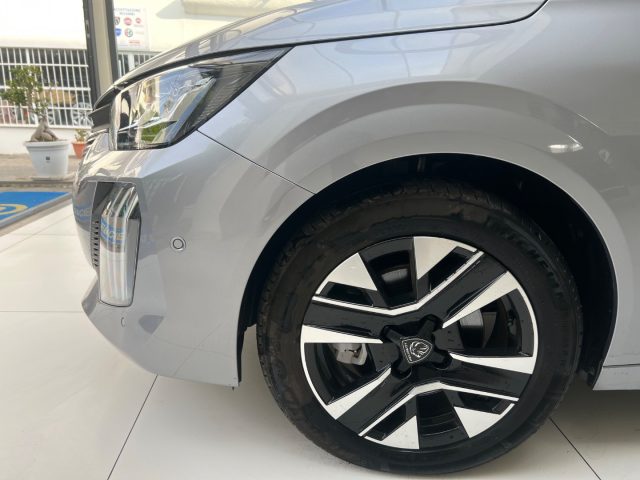 PEUGEOT 208 usata, con Boardcomputer