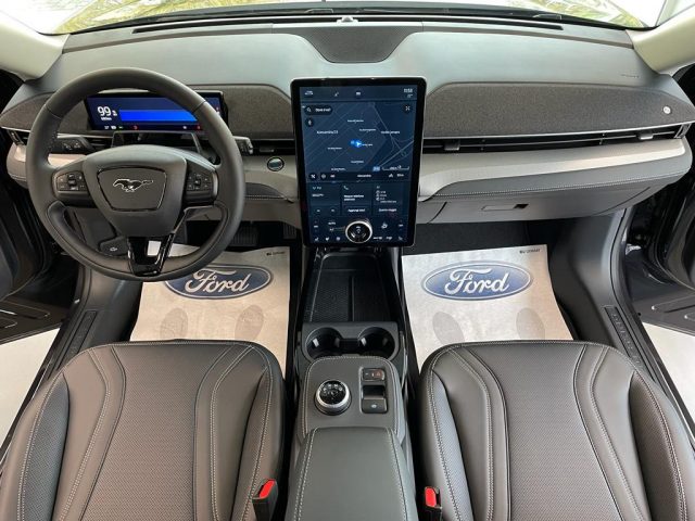 FORD Mustang Mach-E usata, con Controllo trazione