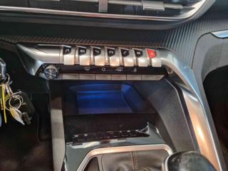 PEUGEOT 3008 usata, con Fendinebbia