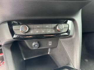 OPEL Corsa usata, con Vetri oscurati