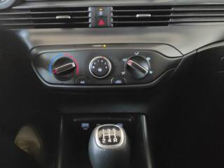 HYUNDAI i20 usata 12