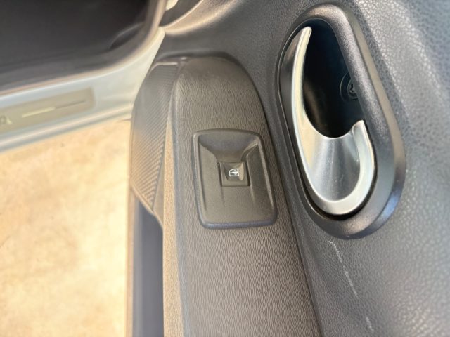 DACIA Lodgy usata, con Touch screen