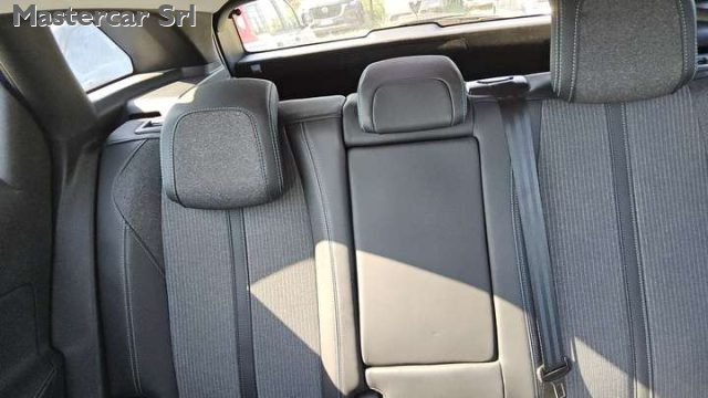 PEUGEOT 3008 usata, con Autoradio