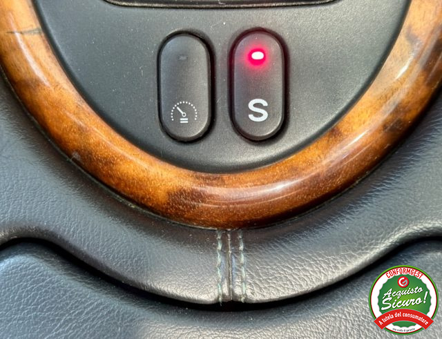 JAGUAR XKR usata, con Interni in pelle