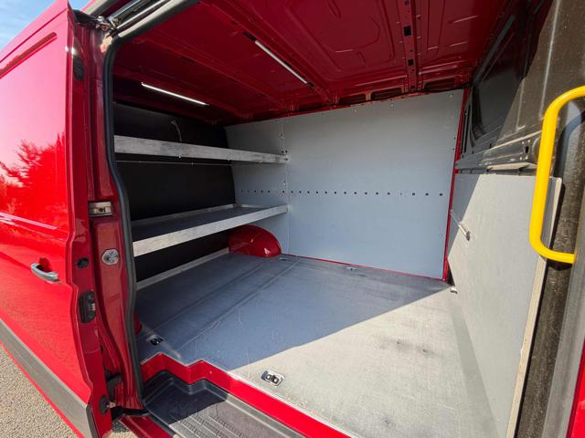 VOLKSWAGEN Crafter usata 9