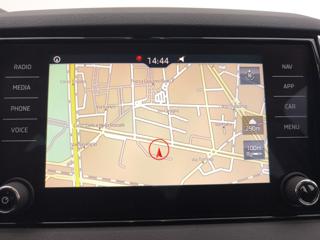 SKODA Karoq usata, con Servosterzo