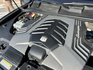 LAMBORGHINI Urus usata, con Vivavoce