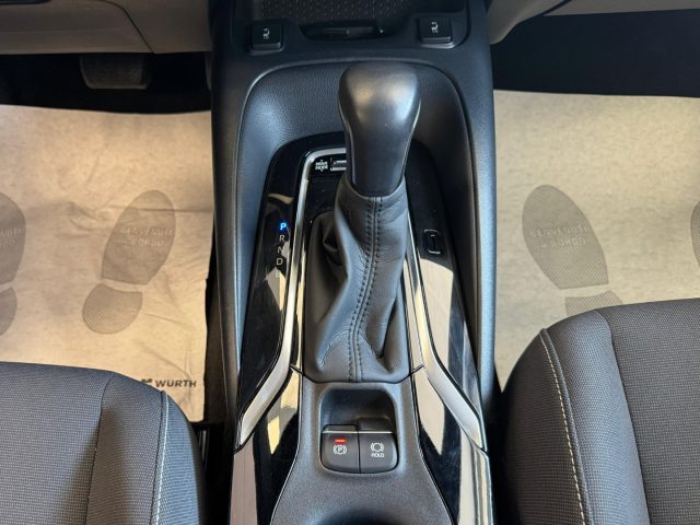 TOYOTA Corolla usata, con Cruise Control
