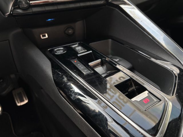 PEUGEOT 3008 usata, con Vetri oscurati