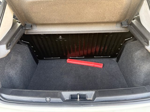 FIAT Punto usata, con Isofix