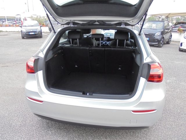 MERCEDES-BENZ A 180 usata, con Chiusura centralizzata