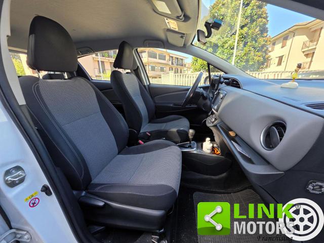 TOYOTA Yaris usata, con Volante in pelle