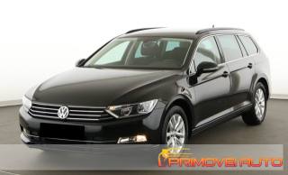 VOLKSWAGEN Passat Variant usata, con ESP