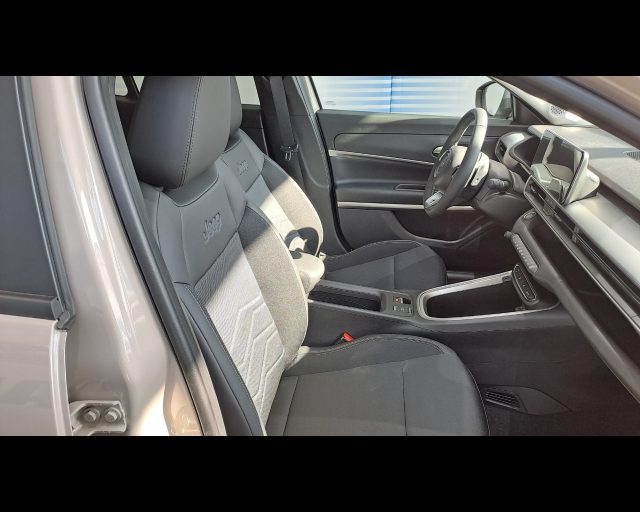 JEEP Avenger usata 27