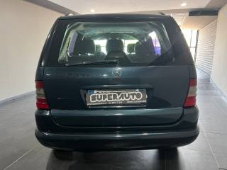 MERCEDES-BENZ ML 270 usata, con Alzacristalli elettrici