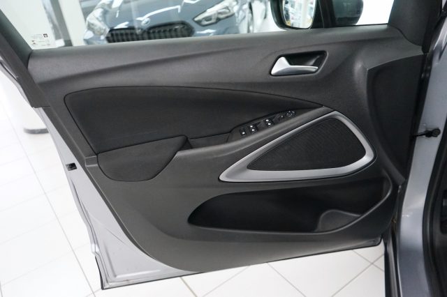 OPEL Crossland X usata, con Android Auto