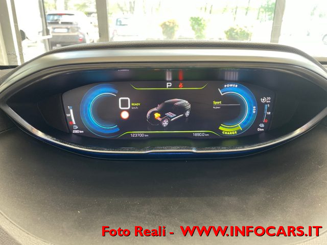 PEUGEOT 3008 usata, con Freno di stazionamento elettrico