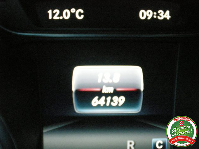 MERCEDES-BENZ GLA 200 usata, con Sensore di pioggia