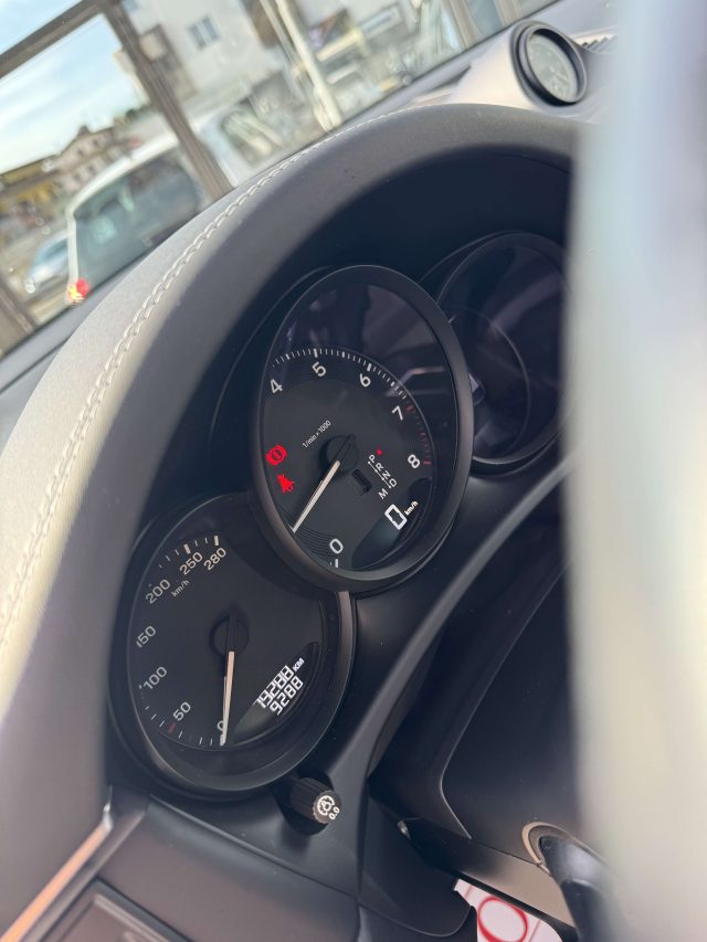 PORSCHE Macan usata, con ESP