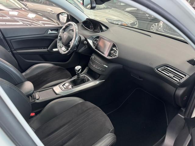 PEUGEOT 308 usata, con Fendinebbia