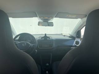 VOLKSWAGEN up! usata, con Servosterzo