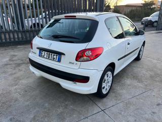 PEUGEOT 206 usata, con Alzacristalli elettrici