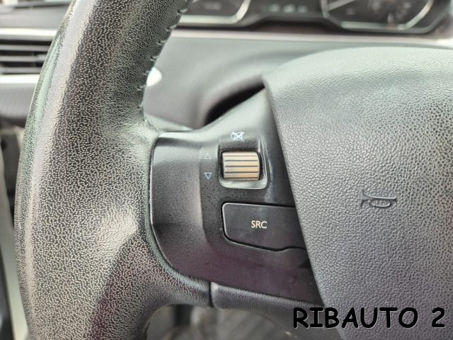 PEUGEOT 2008 usata, con Alzacristalli elettrici