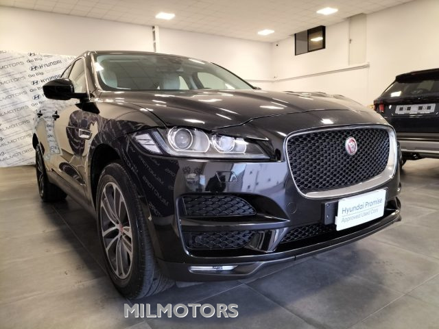 JAGUAR F-Pace usata, con Autoradio
