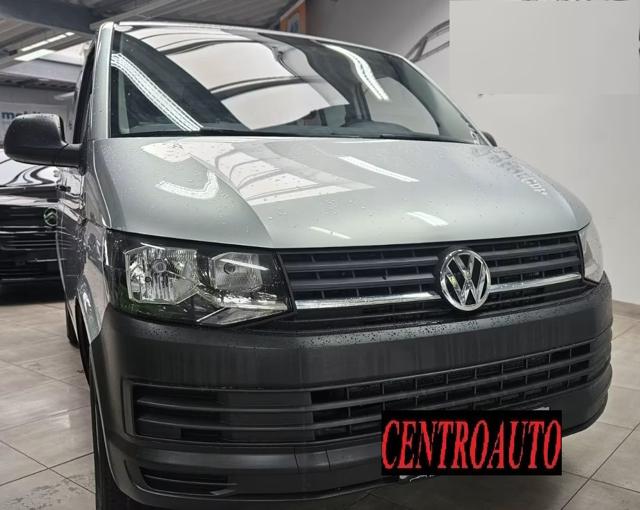 VOLKSWAGEN Transporter usata, con Autoradio
